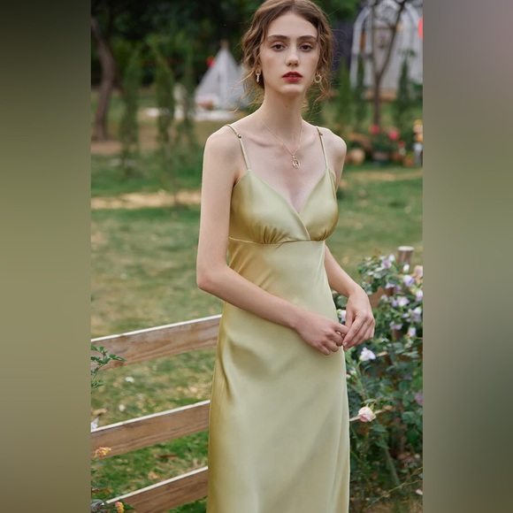 Simple retro satin French style slip dress in forest green size XS - Picture 5 of 7